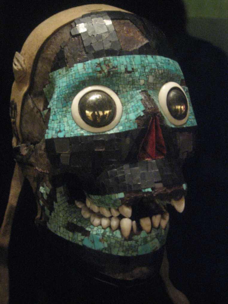 Misterul măştilor-cranii aztece