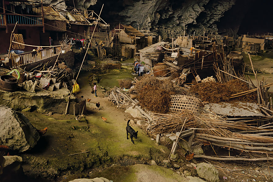 Satul aflat într-o peşteră