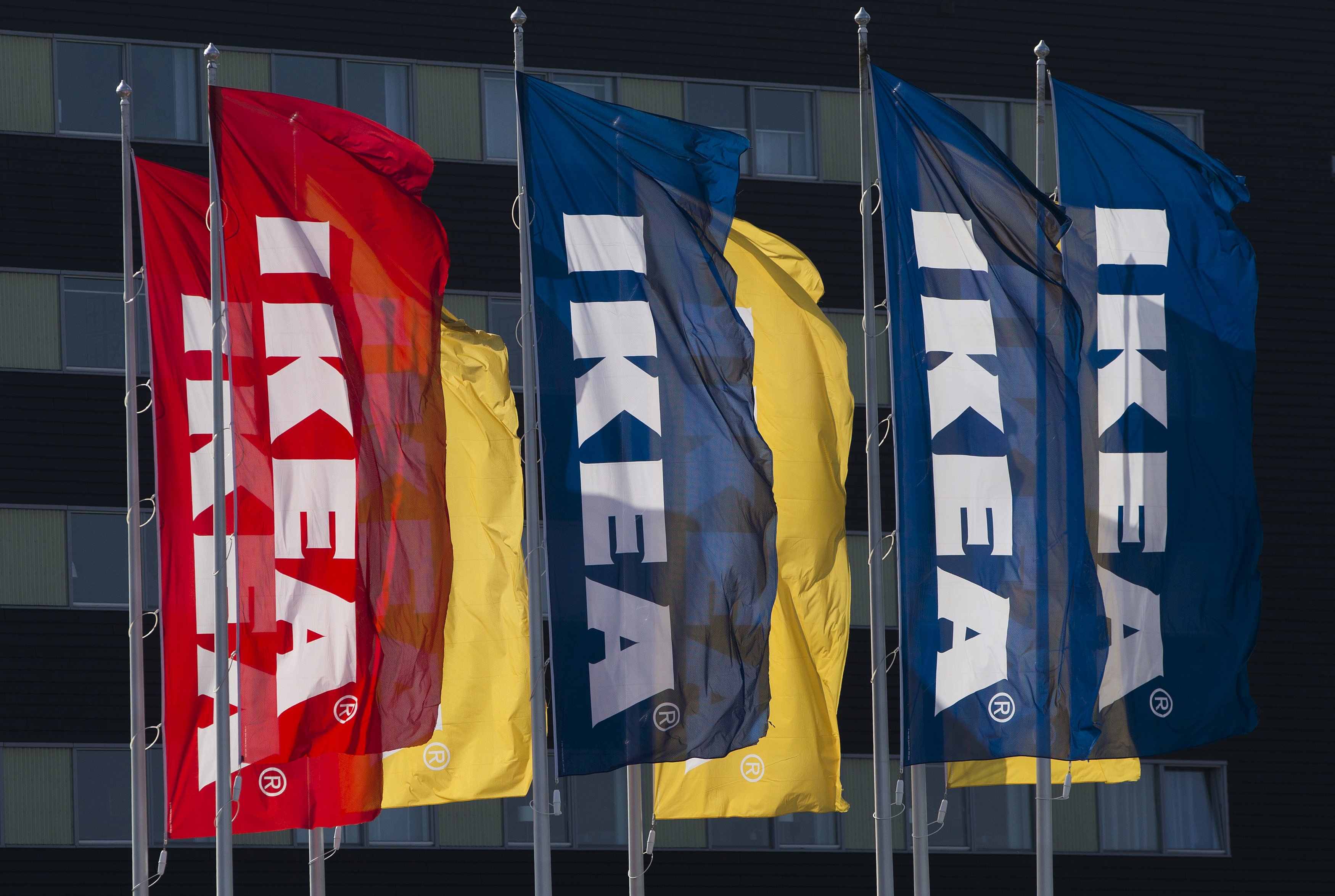 Cine vorbeşte limba IKEA? Cum îşi denumeşte magnatul suedez produsele