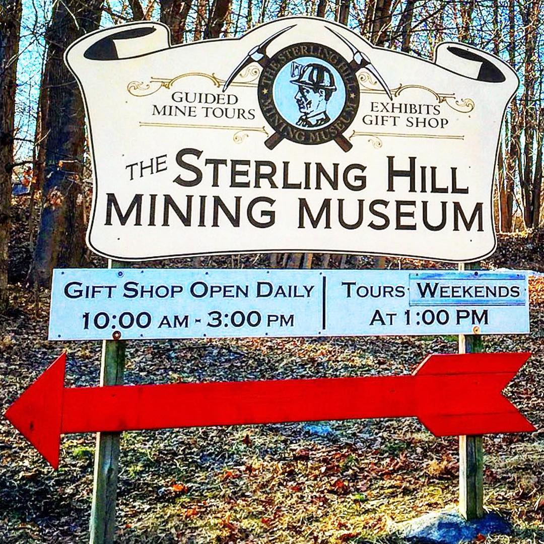 Rocile fluorescente din Muzeul Mineritului Sterling Hill