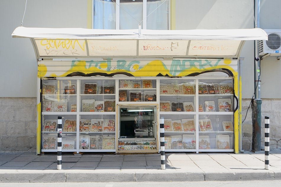 Magazinele de subsol din Sofia