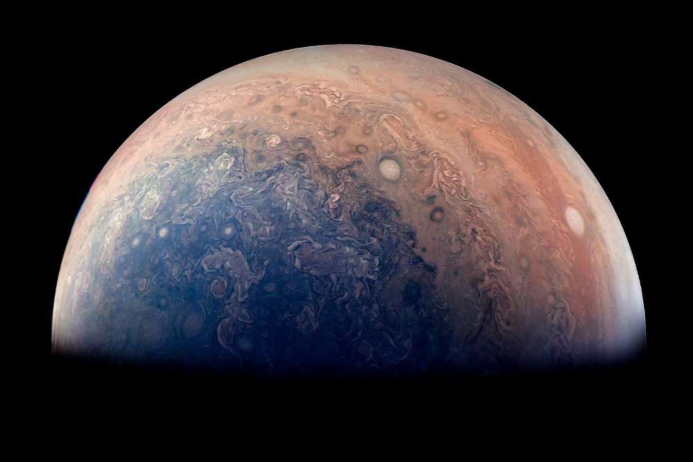 Iată câteva noi imagini ale planetei Jupiter
