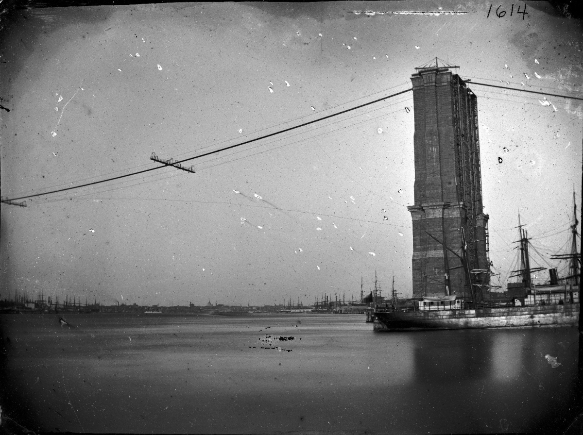 Era să se prăbuşească Podul Brooklyn?