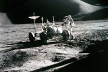 Astronauţii americani s-au îmbolnăvit pe Lună