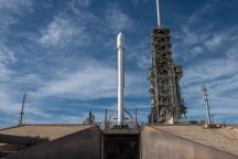 Vizionează live, lansarea celei de-a treia rachetă SpaceX