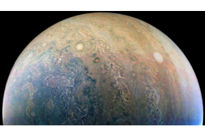 Ochii lui Jupiter; Foto: NASA/JPL-Caltech/SwRI/MSSS/Craig Sparks