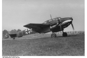 Avion de vanatoare de tip Me Bf 110 al Germaniei Naziste;